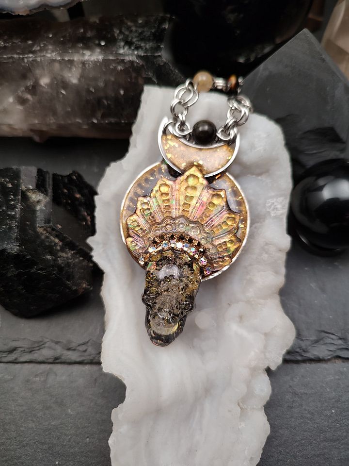 Epoxica - Golden Halo Skull product image (1)