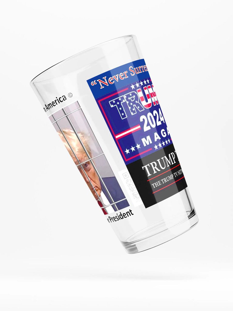 Never Surrender Serving In America Pint Glass product image (4)