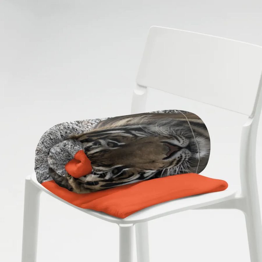 Tiger's Den Blanket product image (7)