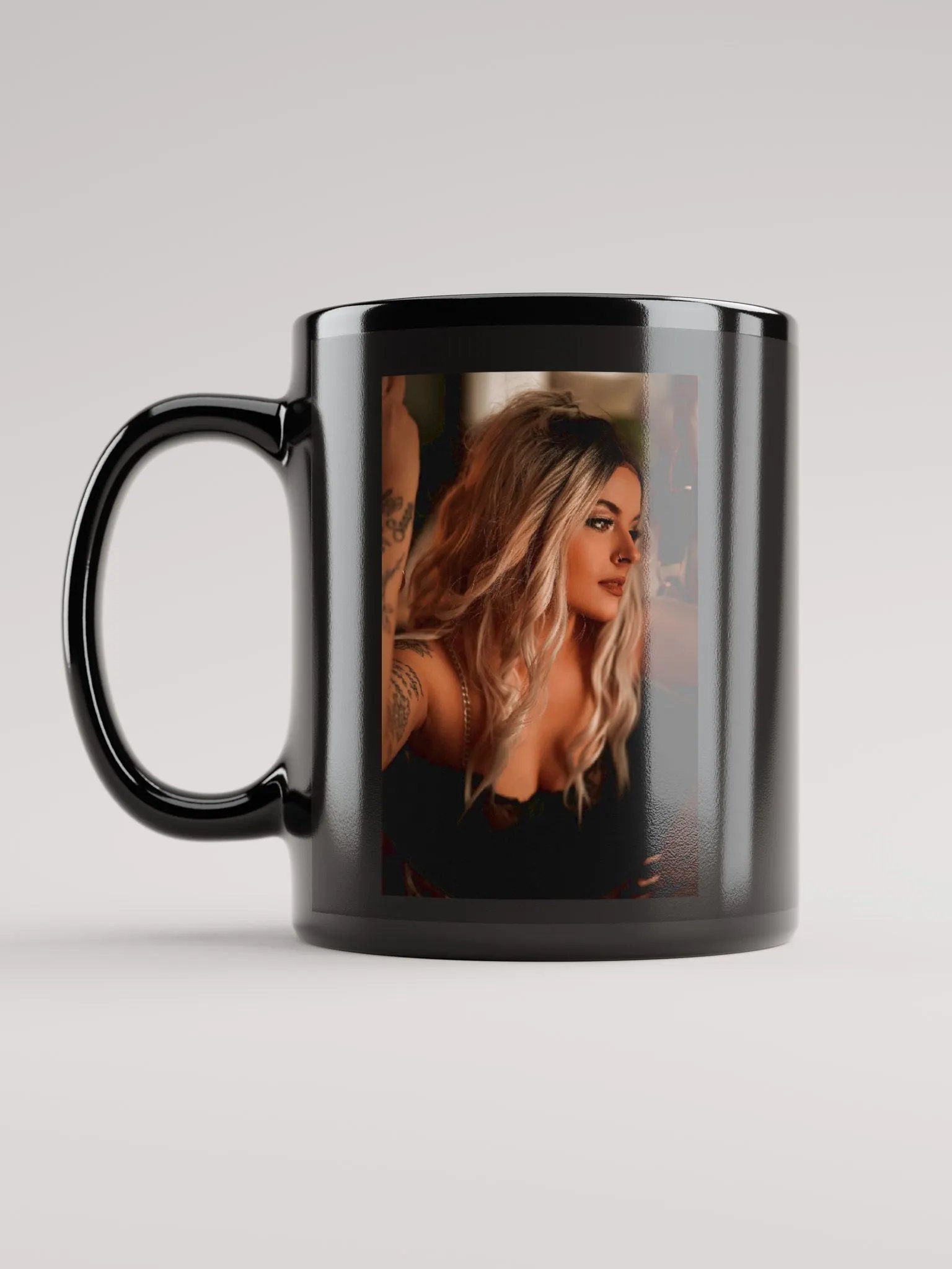 QueenQ Mug [Dark] product image (6)