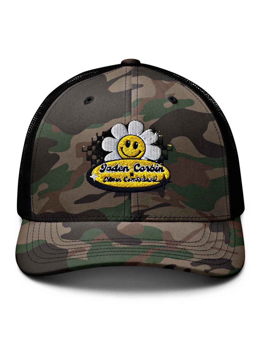 NEVER COMFORTABLE CAMO-HAT - V.SMILEY product image (1)