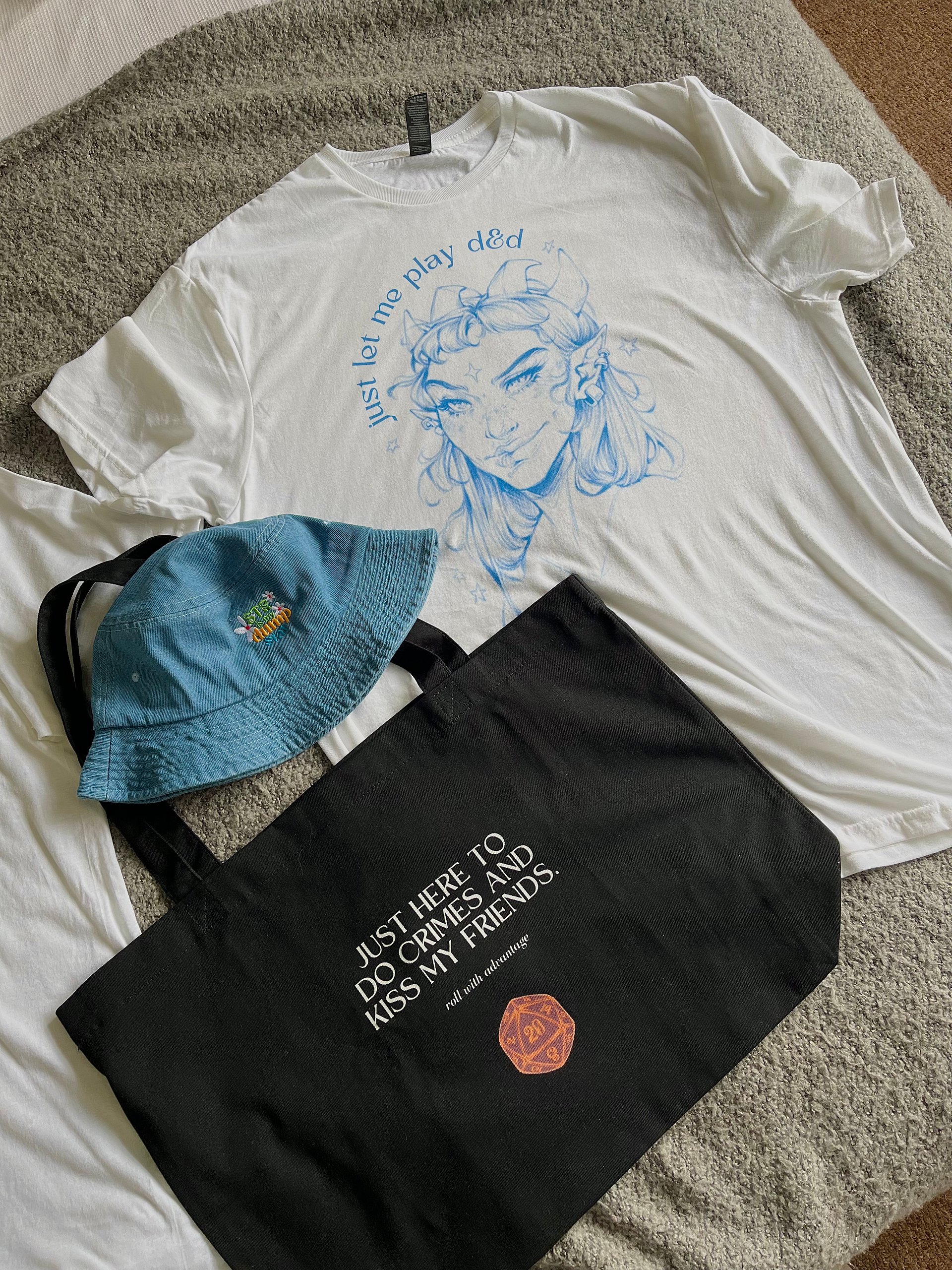 Kiss My Friends Tote product image (1)