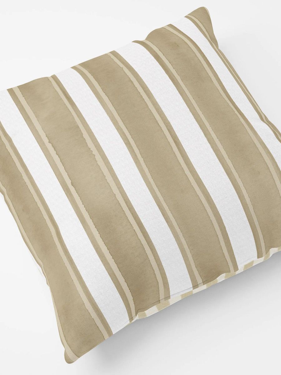 Beige Preppy Charm Pillow C product image (4)