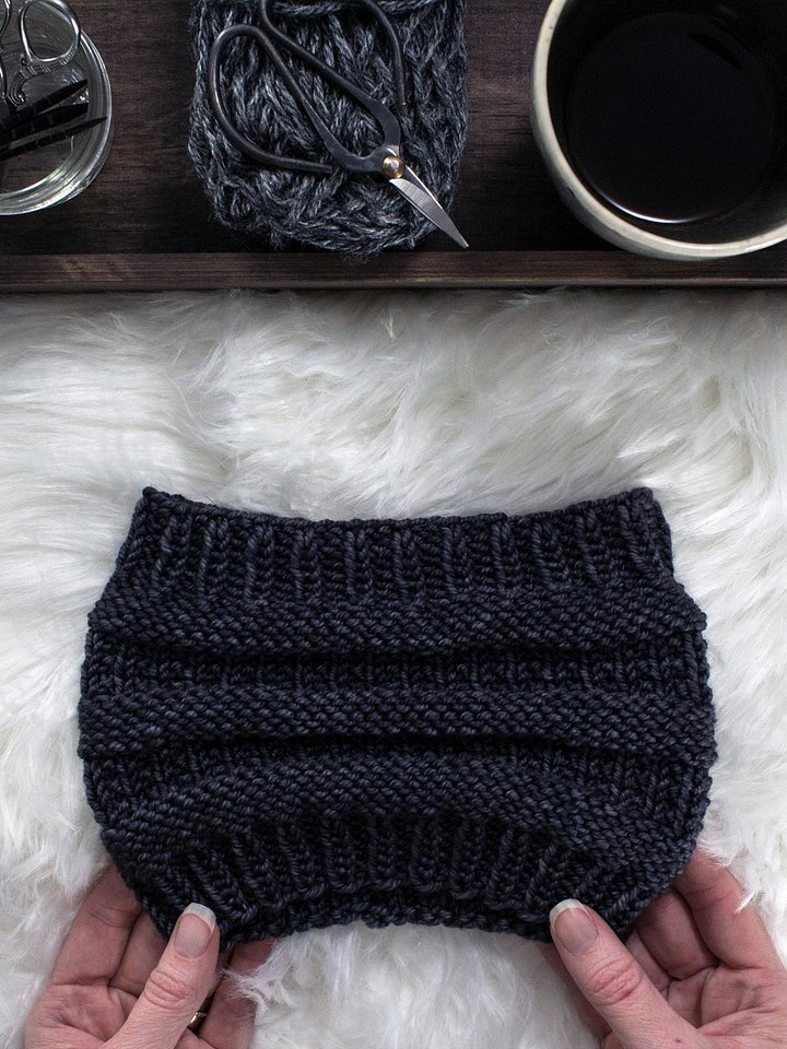 Messy Bun Headband Knitting Pattern - Whimsical Delights product image (1)