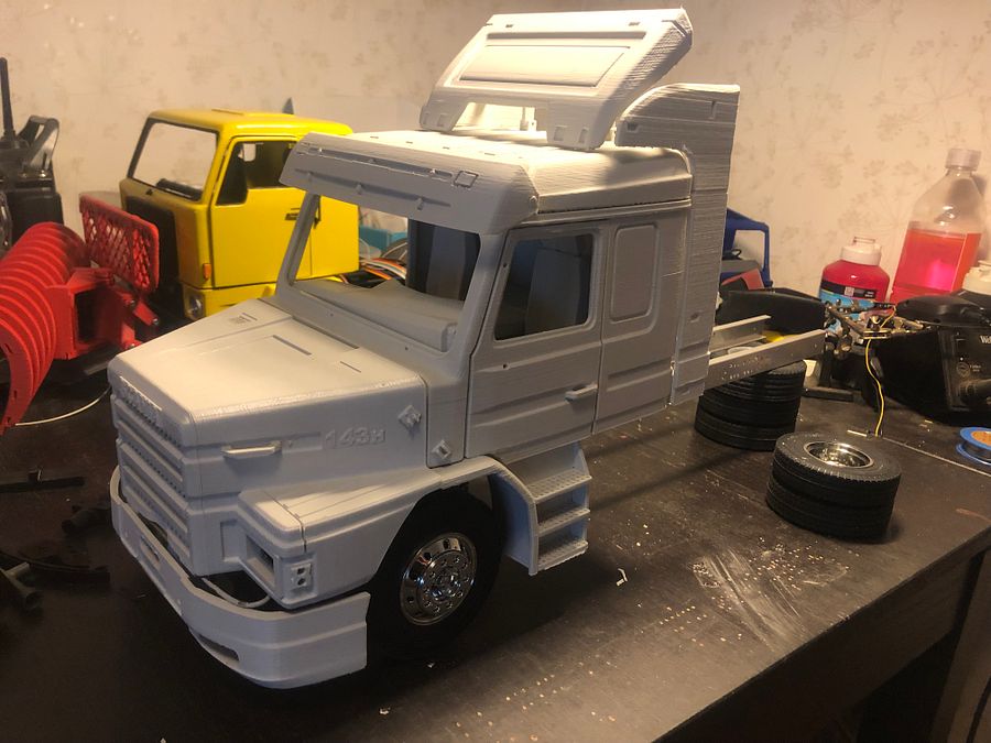 scania T143H scala 1/14 product image (1)