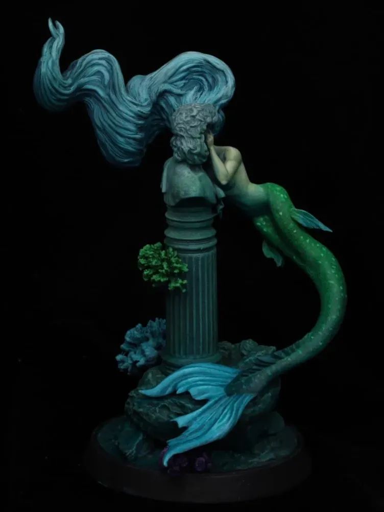 The Embrace - Mermaid Miniature product image (1)
