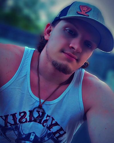 So ready for the three day weekend! #HyskiSix #grindmode #weekend #merch