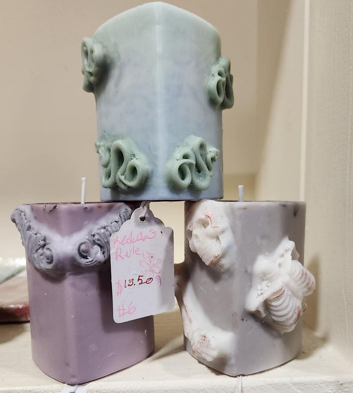 large candle w/ accent wax melts (not bundle) product image (1)