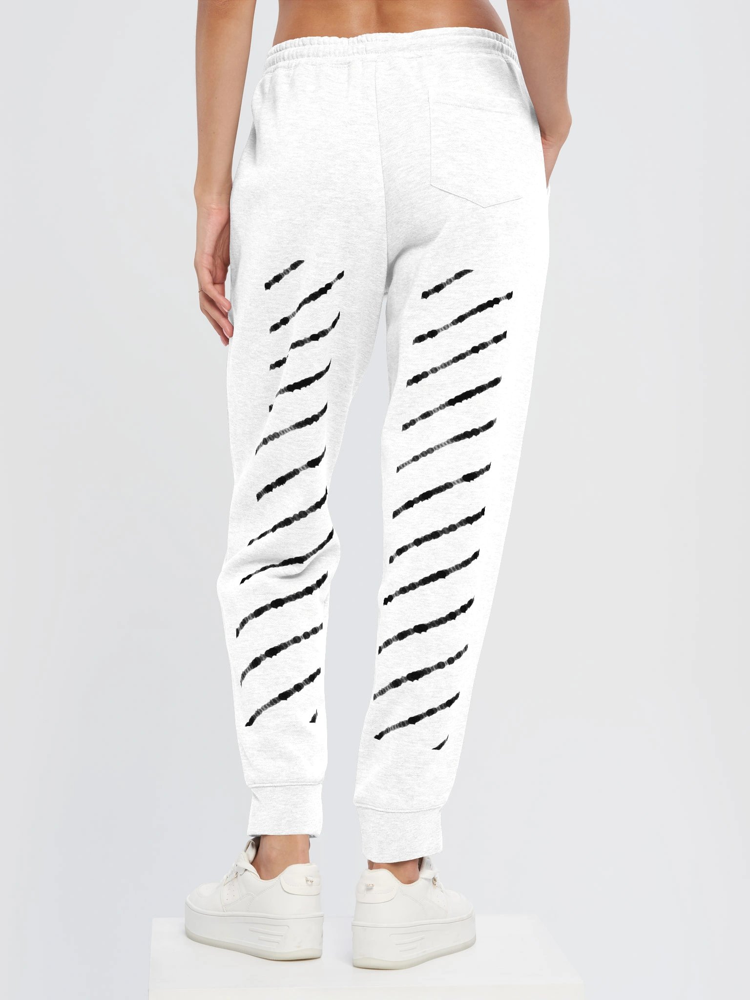 The Victory Sweatpants product image (5)