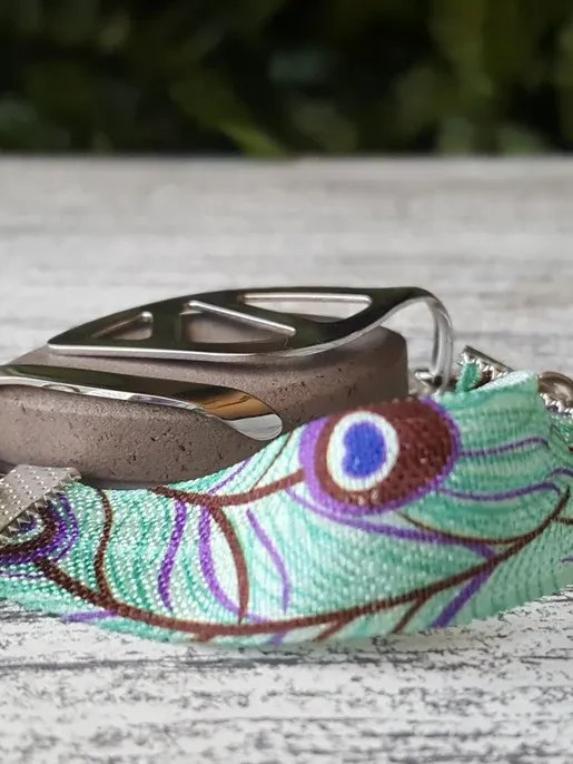 Peacock Elastic Bracelet | Handmade Accessory for Bellabeat Leaf Urban & Ivy product image (1)