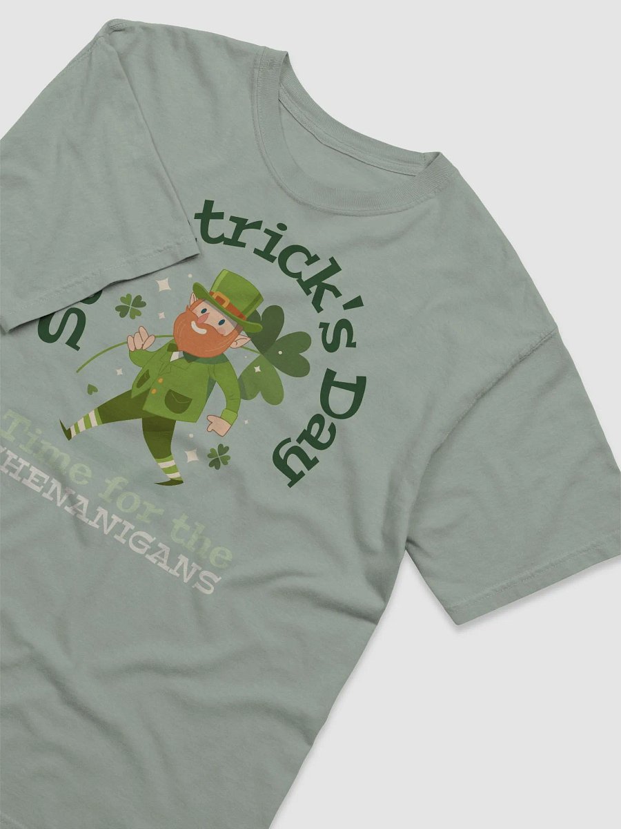 Lucky Leprechaun St. Patrick's Day T-Shirt product image (25)
