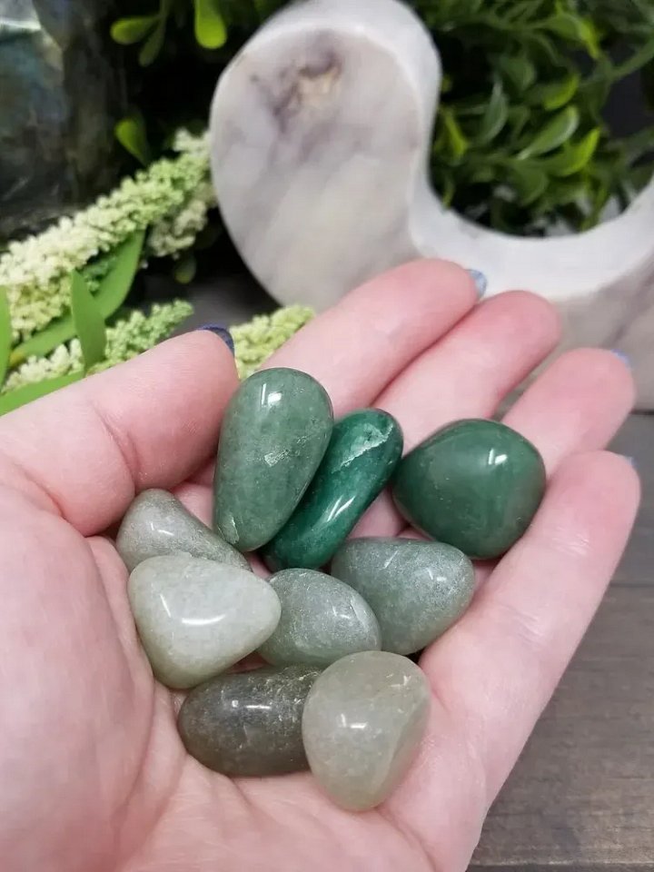 Green Aventurine Tumbled Pocket Stone – Luck • Growth • Emotional Healing product image (2)