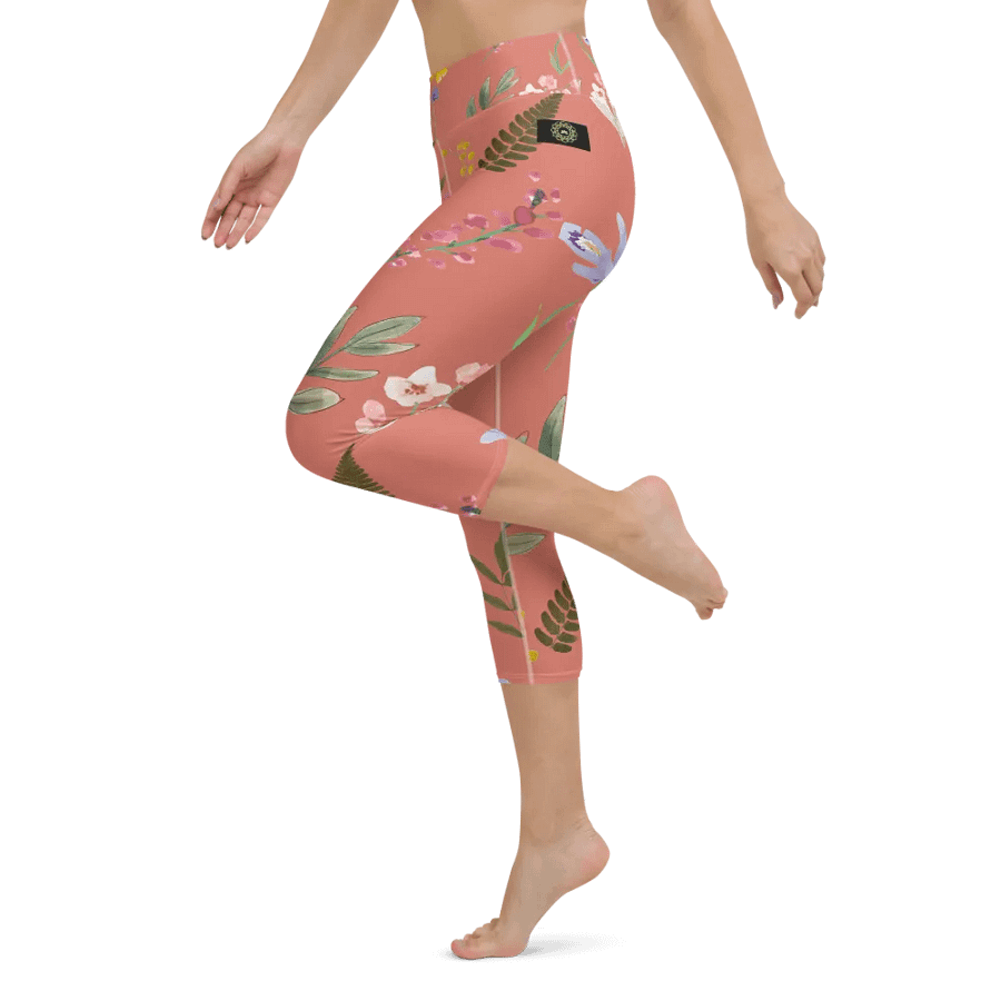 Floral Bliss Capri Leggings product image (11)