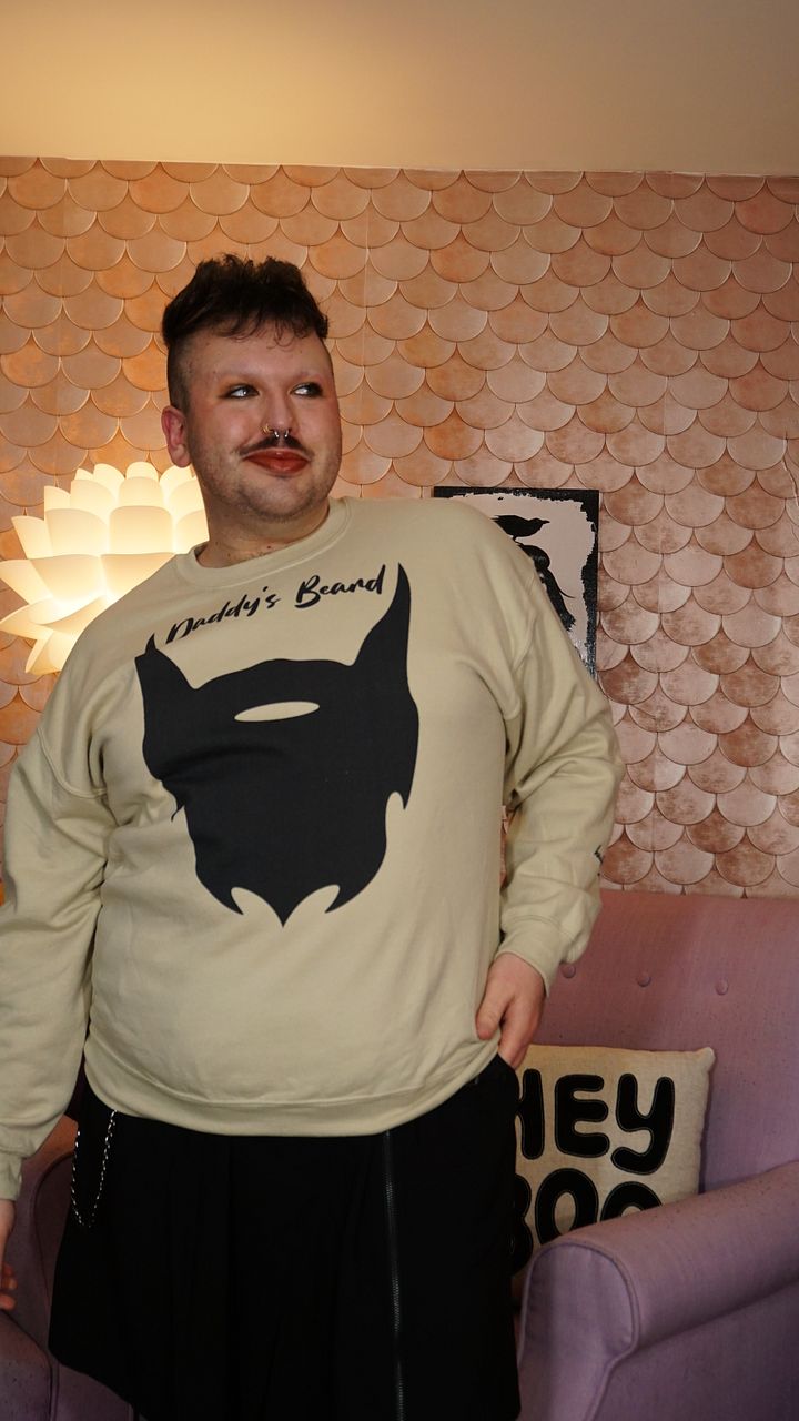 daddy's beard crewneck (black) product image (2)