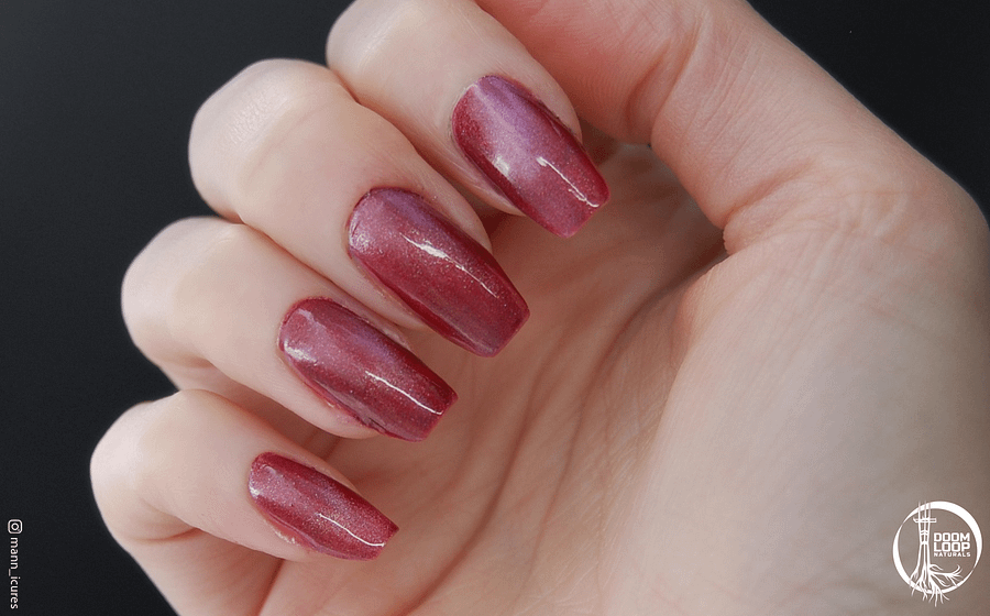 SUGARPLUM SCARY - Plum and Green Magnetic Nail Polish product image (5)