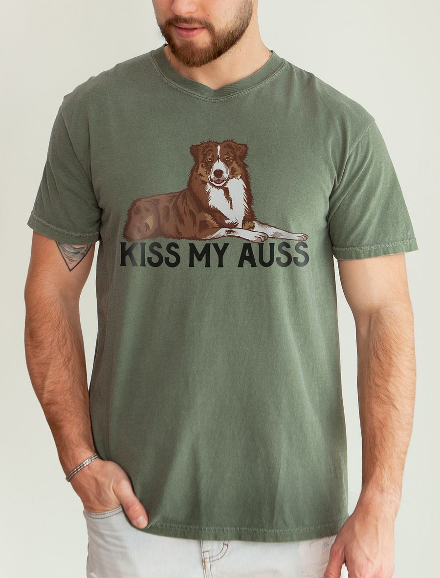 Kiss My Auss | T-Shirt for Australian Shepherd (Red Tricolor) Dog Owners product image (20)