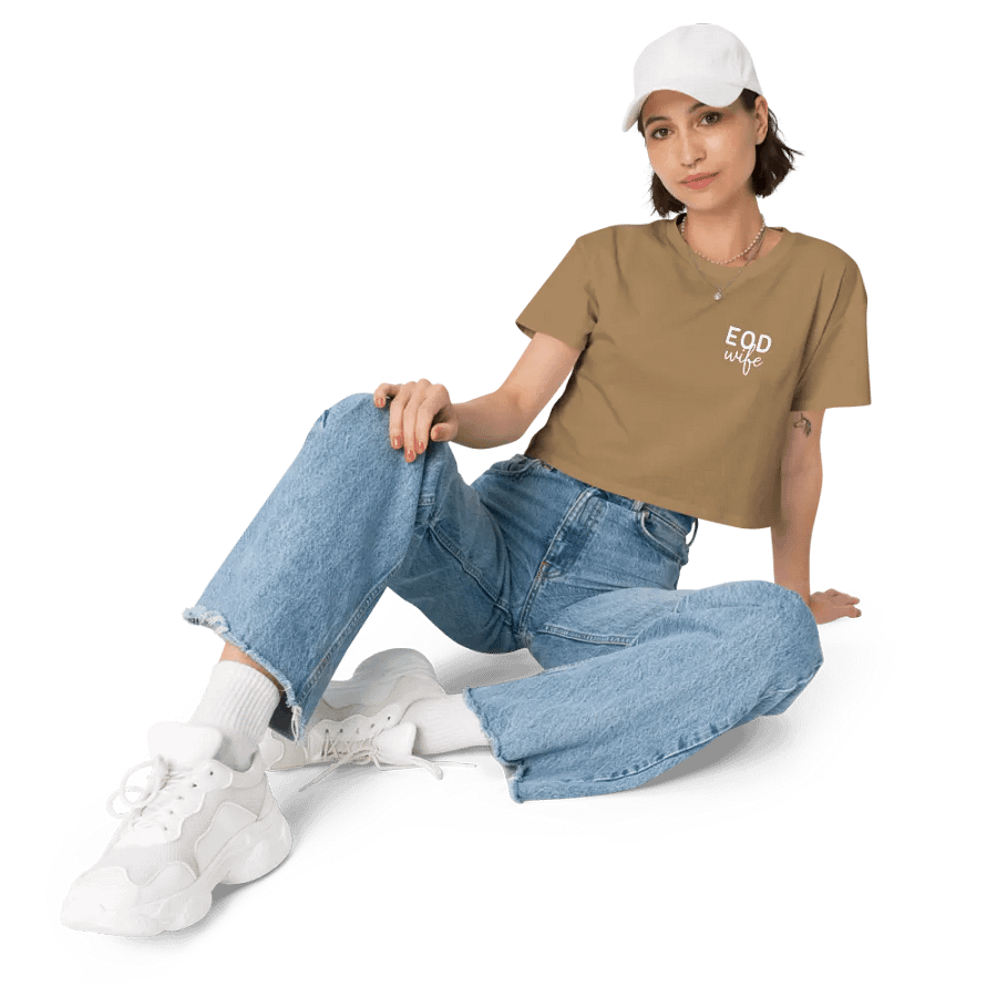 EOD Wife Crop Top Tee product image (43)