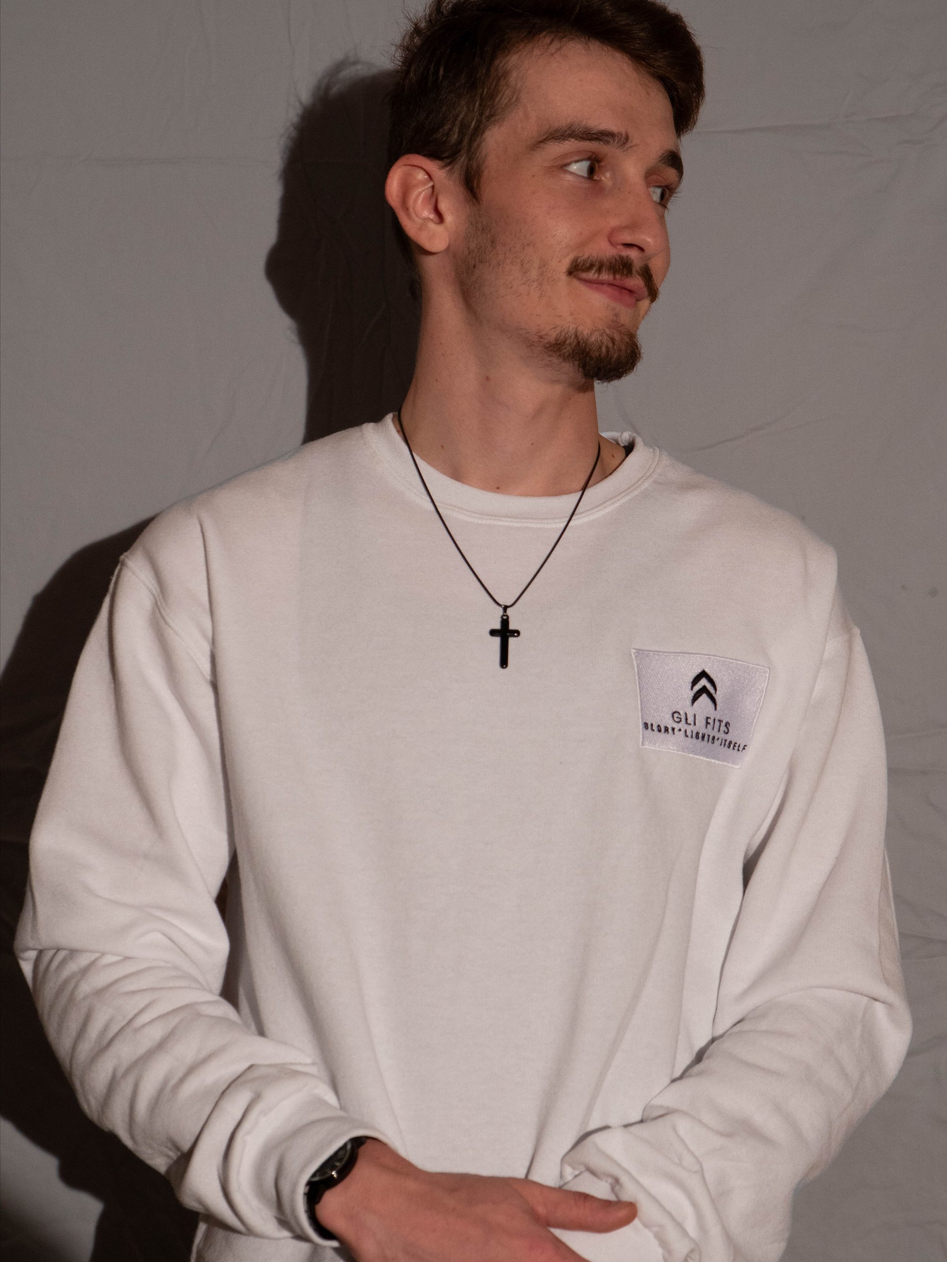 GLI crew neck product image (2)