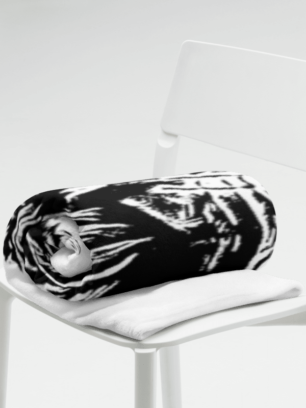 N.U.E. Signature Throw Blanket product image (8)