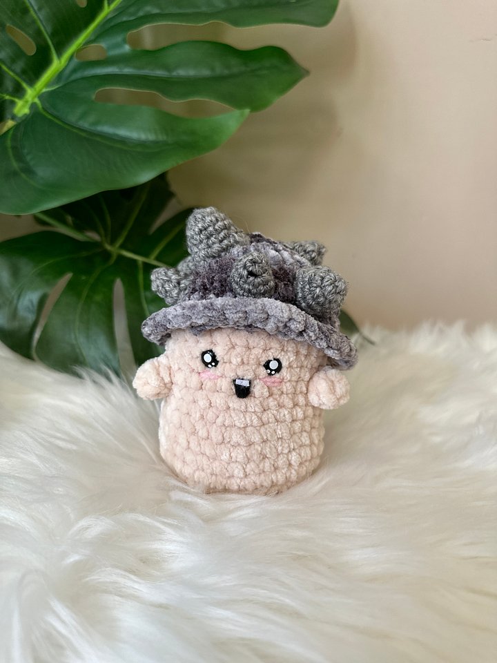 Horned Mushroom [PRE-ORDER] product image (1)