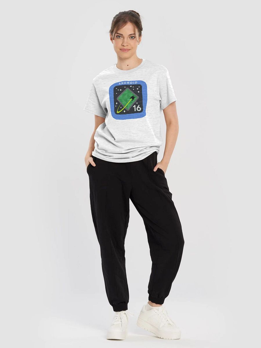 Android 16 Logo T-Shirt product image (35)
