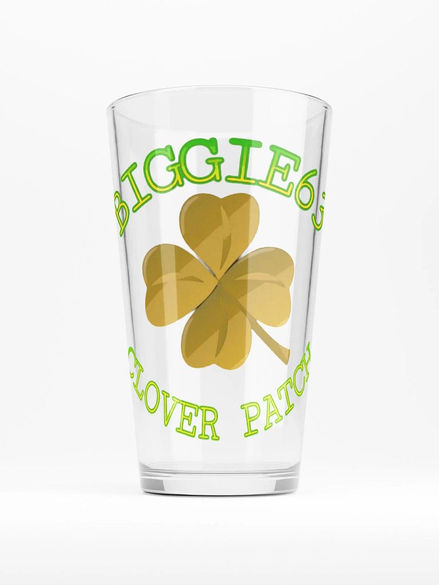 BIGGIE63 Clover Patch Shaker Pint Glass product image (1)