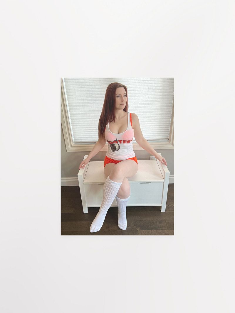 Hooters Cosplay Print