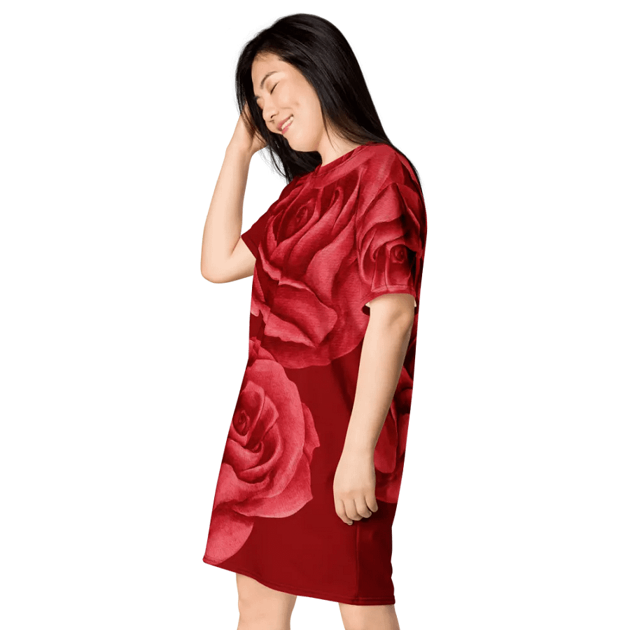 Red Rose Revels Dress Tee product image (4)