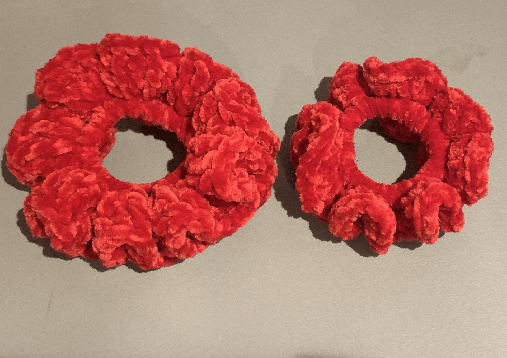 Chenille Scrunchie SM product image (1)