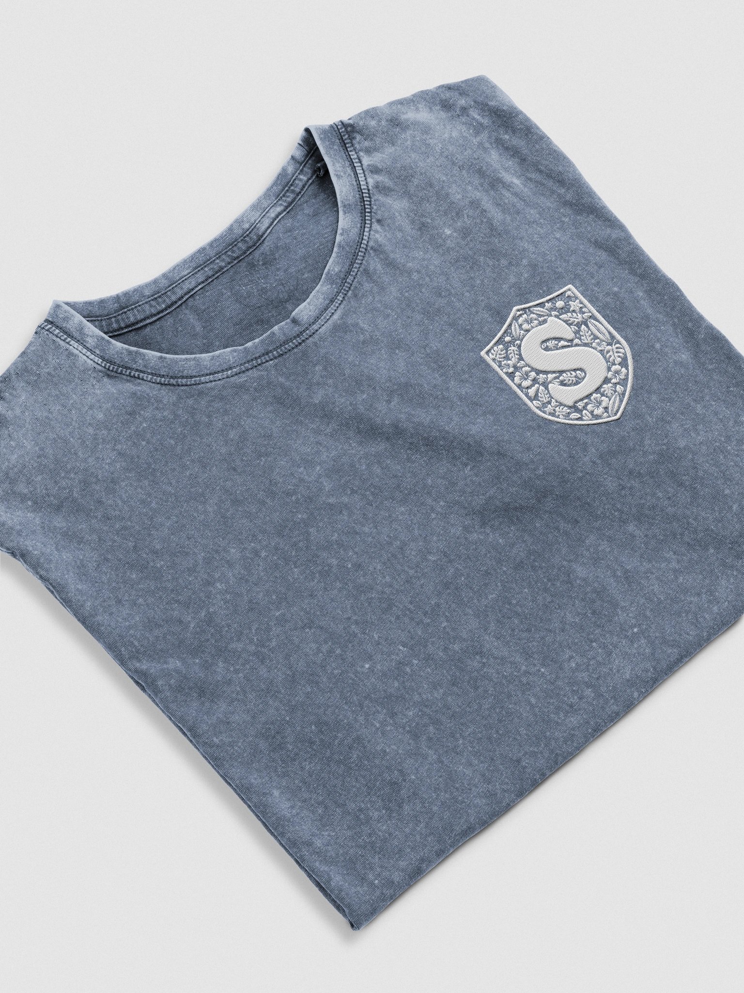 Embroidered Summer Club Tshirt product image (6)