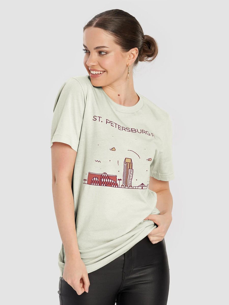 St. Petersburg Skyline T-Shirt product image (8)