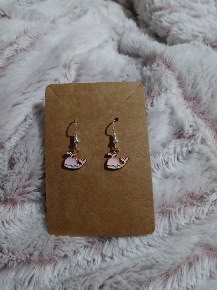 Boss momma whale earrings product image (1)
