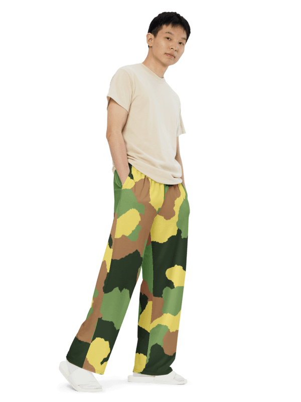 Camo All-Over Print Unisex Wide-Leg Pants product image (3)