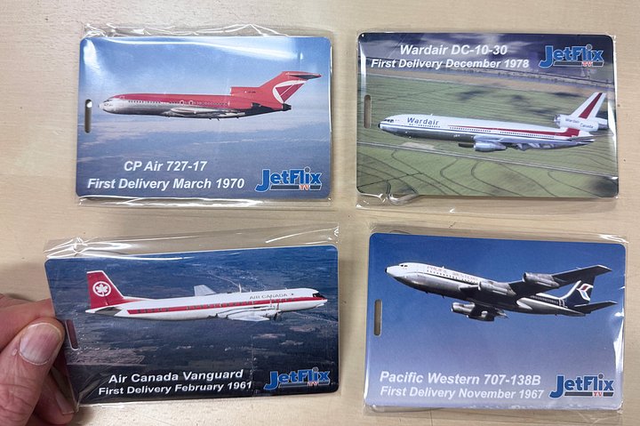 Mixed Set of Vintage Airliners luggage tags set of 4 product image (1)