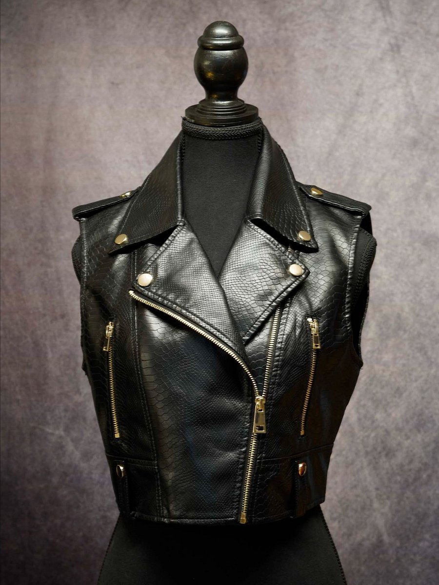 Cyberpunk 2077 - Johnny's Samurai Jacket *VEST STYLE* [Prebuilt LED Jacket] product image (10)