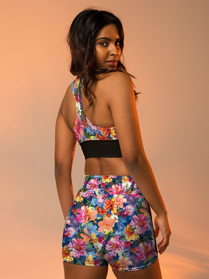 Printed Shorts "Bold Abstract Florals" product image (1)