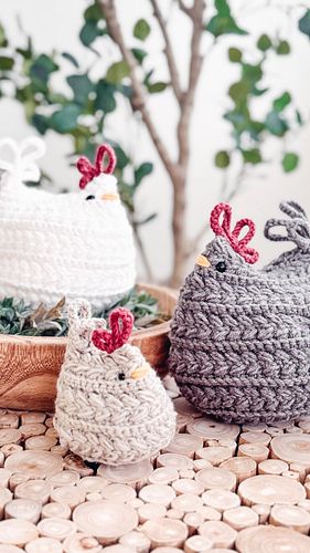 🐔 Say CHICKEN for a New Pattern Drop! Meet your next adorable project—the Wheat Stitch Crochet Chicken! 🧶
✨
🪶 Full video tuto...